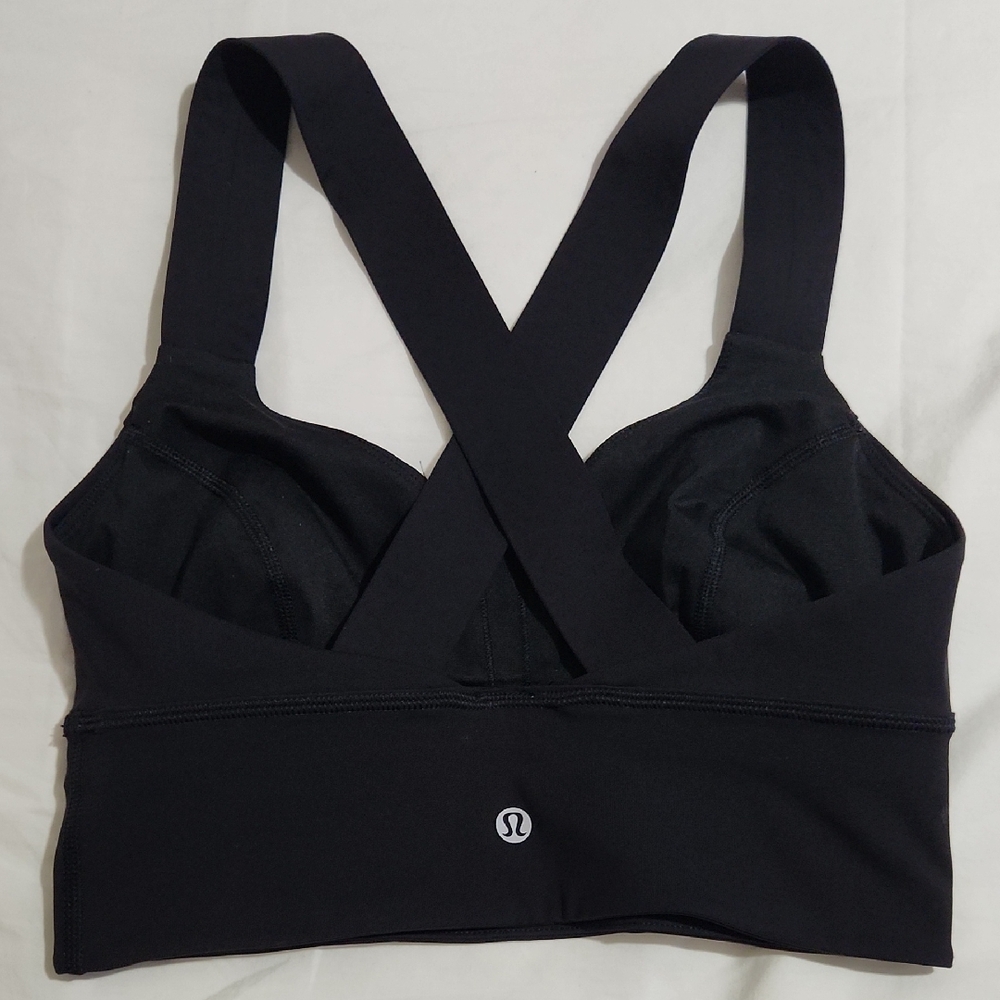 lululemon athletica Black Crisscross Back Medium-Impact Sports Bra